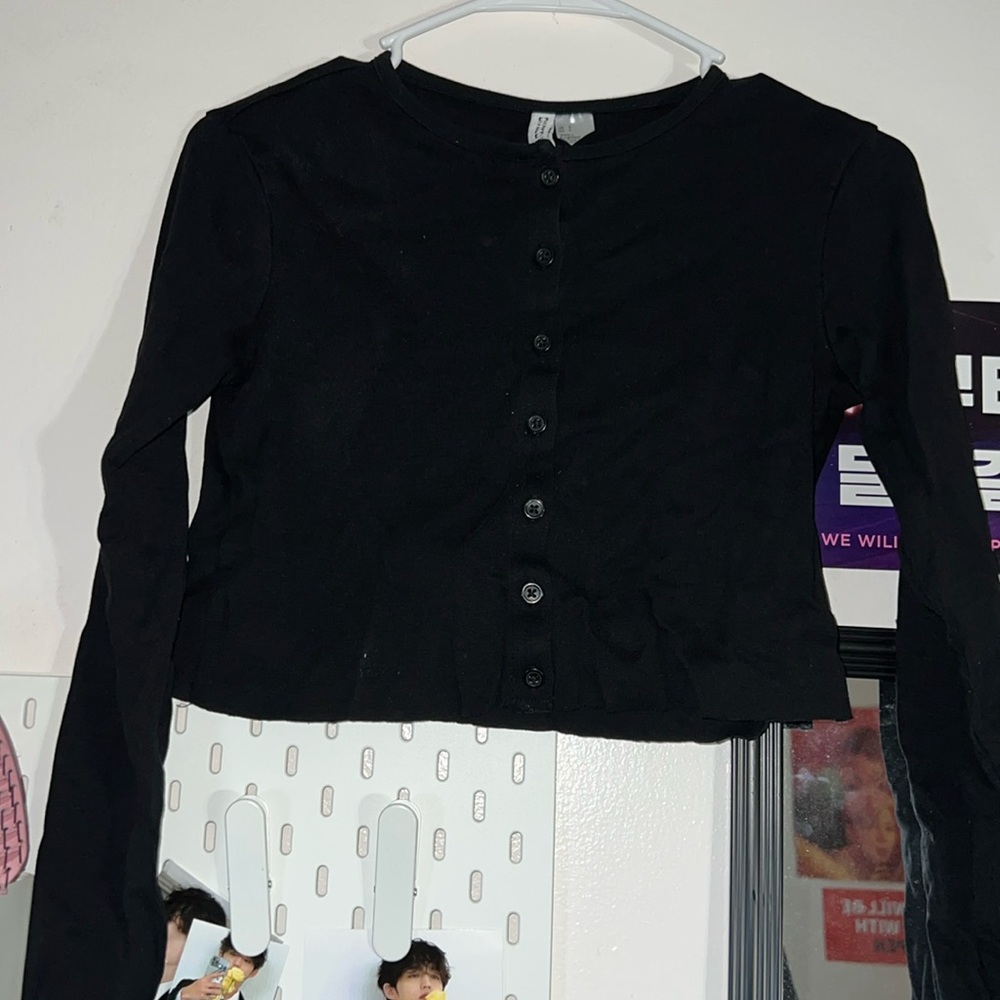 H&M Cropped Button Up